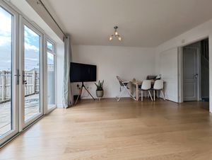 Photo 13- click for photo gallery